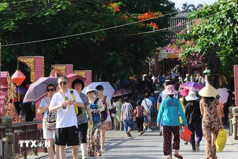 Đảm bảo an toàn tuyệt đối cho du khách tại Việt Nam