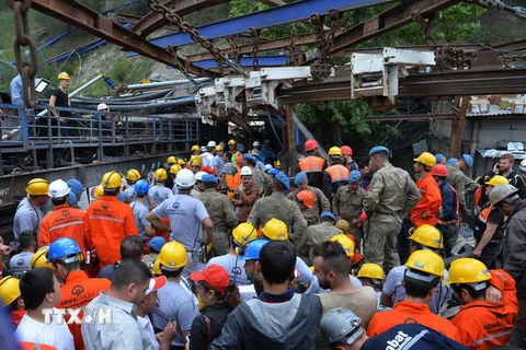 Thổ Nhĩ Kỳ truy tố thêm 3 quan chức chủ mỏ than bị sập