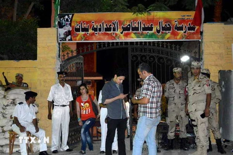 Ai Cập: Các điểm bỏ phiếu vắng vẻ trong ngày bầu cử thứ ba