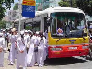 Đồng Nai miễn vé xe buýt cho thí sinh dự thi đại học, cao đẳng