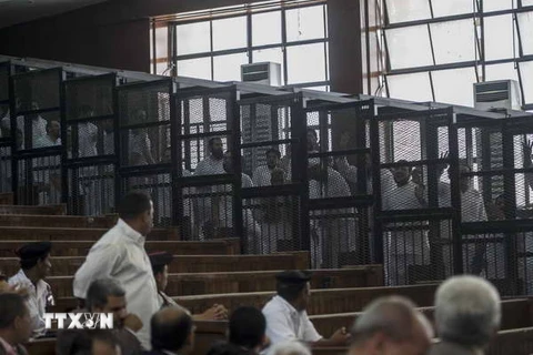 Viện công tố kháng cáo án tử hình 183 người ủng hộ ông Morsi