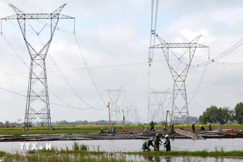 Đóng điện, đưa vào vận hành đường dây 500 kV Phú Lâm-Ô Môn