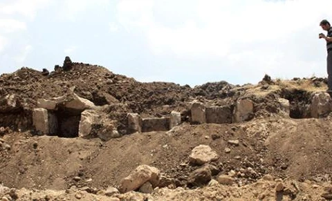 Phát hiện 5 quan tài bằng đá 6.000 năm tuổi ở Thổ Nhĩ Kỳ