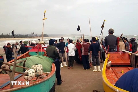 Vụ chìm tàu cá tại Bình Thuận: Tìm thấy thi thể một ngư dân