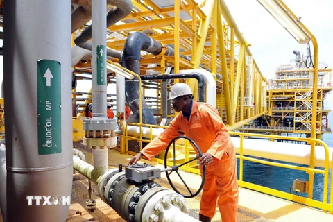 OPEC: Nhu cầu dầu mỏ của thế giới tiếp tục tăng trong năm 2015