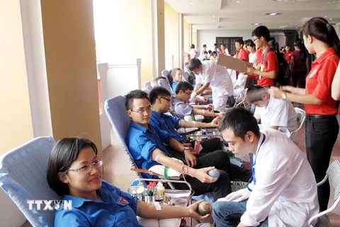 Hơn 1.000 người tham gia Ngày hội hiến máu "Trái tim sông Hàn"