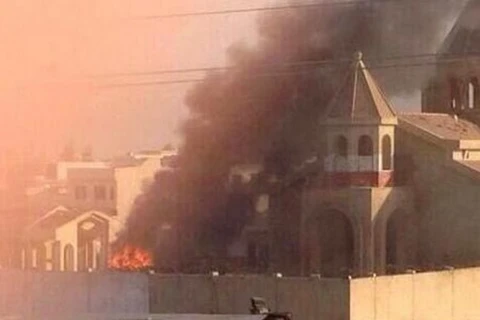 Phiến quân Hồi giáo ISIL phóng hỏa nhà thờ 1.800 năm tuổi ở Iraq