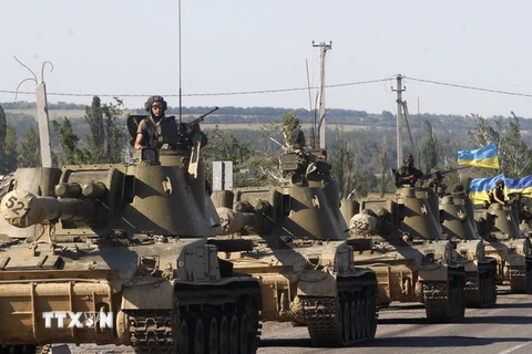 Ukraine: Các quận Bắc Donetsk rung chuyển bởi trọng pháo 