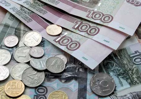 Đồng ruble Nga tiếp tục hạ xuống mức thấp kỷ lục mới 