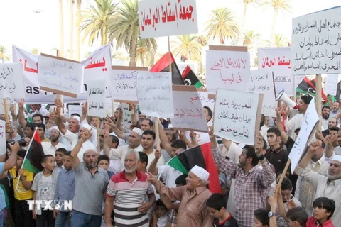 Các nghị sỹ Libya kêu gọi một lệnh ngừng bắn trên toàn quốc
