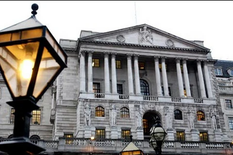 Ngân hàng trung ương Anh giữ tỷ lệ lãi suất ở mức thấp kỷ lục