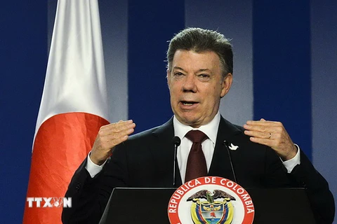 Colombia đình chỉ đàm phán hòa bình với lực lượng FARC