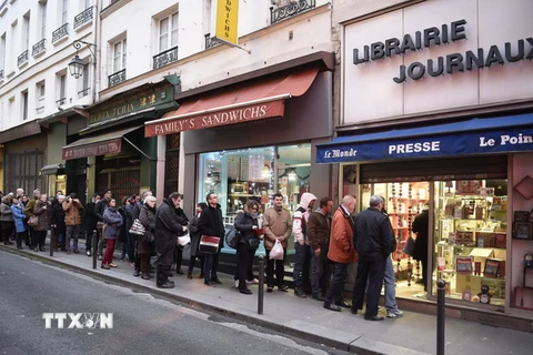 Tổng thống Pháp Hollande: Tạp chí Charlie Hebdo đã hồi sinh 