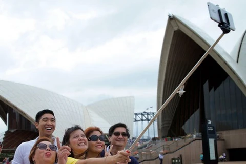 Giải quần vợt Australia mở rộng cấm gậy chụp ảnh “tự sướng” 