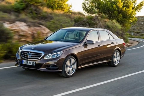 Mercedes-Benz và Suzuki đồng loạt báo lỗi hàng trăm nghìn xe