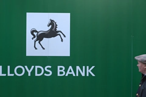 Chính phủ Anh bán thêm 1% cổ phần tại Lloyds Banking Group