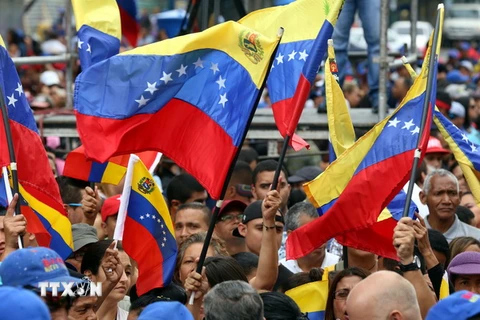 Phong trào Không liên kết phản đối Mỹ trừng phạt Venezuela