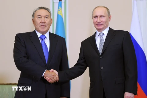 Kazakhstan: Liên minh Kinh tế Á-Âu gặp khó do giá dầu sụt giảm
