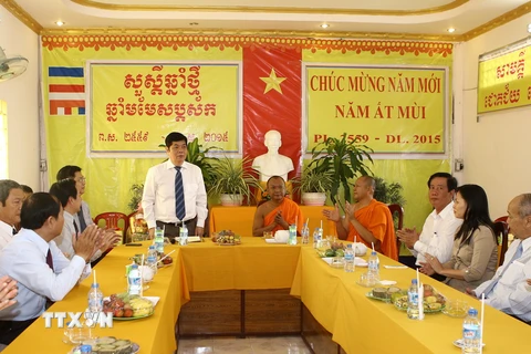 Ban chỉ đạo Tây Nam Bộ chúc mừng Tết Chôl Chnăm Thmây