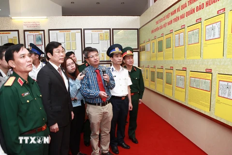 Triển lãm bằng chứng Hoàng Sa-Trường Sa thuộc chủ quyền Việt Nam