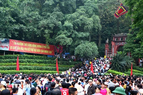 Từng bước đưa Lễ hội Đền Hùng trở thành một lễ hội mẫu mực
