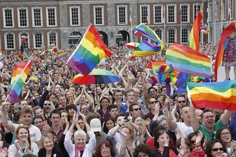 Ireland là quốc gia đầu tiên hợp pháp hóa hôn nhân đồng giới