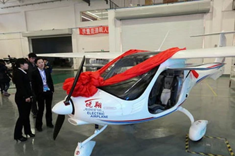 Máy bay RX1E được trưng bày tại Thẩm Dương, thuộc tỉnh Liêu Ninh, hôm 6/2. (Nguồn: China Daily)