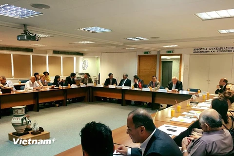 Quang cảnh cuộc hội thảo về thúc đẩy hợp tác kinh tế giữa Việt Nam và CH Cyprus. (Ảnh: Đức Hòa/Vietnam+)