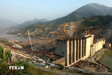 Toàn cảnh công trình thủy điện Lai Châu. (Ảnh: Ngọc Hà/TTXVN)