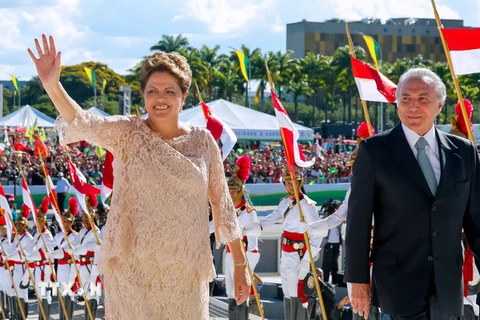 Tổng thống Dilma Rousseff (trái) và Phó Tổng thống Michel Temer. (Nguồn: AFP/TTXVN)