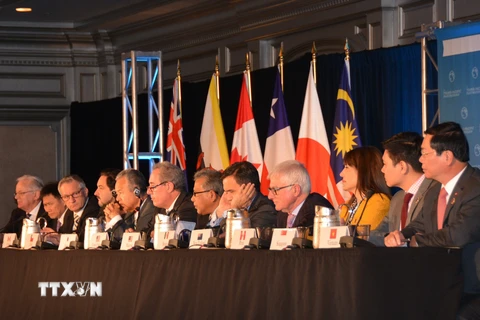 Bộ trưởng thương mại 12 nước tham gia đàm phán TPP tại Atlanta. Mỹ ngày 5/10. (Nguồn: THX/TTXVN)