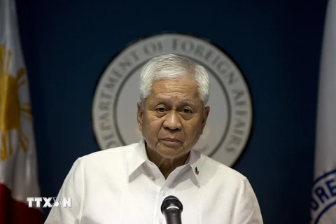 Ngoại trưởng Philippines Albert del Rosario. (Nguồn: AFP/TTXVN)