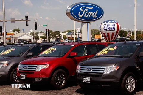 Xe ôtô của hãng Ford được bán tại đại lý ở Countryside, Illinois. (Nguồn: AFP/TTXVN)