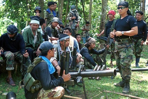 Các thành viên của nhóm khủng bố Abu Sayyaf tại Philippines. (Nguồn: AP)