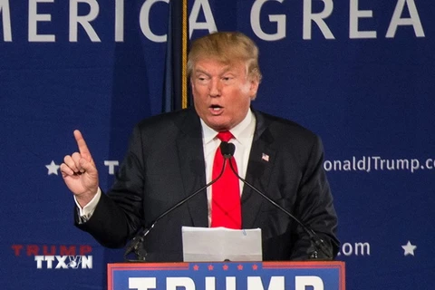 Ứng cử viên Donald Trump phát biểu trong chiến dịch vận động tranh cử ở Mt. Pleasant, Nam Carolina ngày 7/12. (Nguồn: AFP/TTXVN)