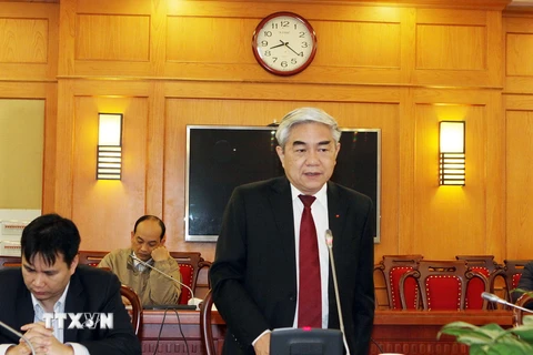Bộ trưởng Bộ Khoa học và Công nghệ Nguyễn Quân phát biểu tại buổi làm việc. (Ảnh: Nguyễn Dân/TTXVN)