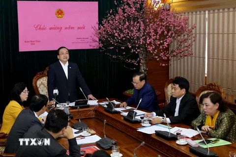 Bí thư Thành ủy Hà Nội Hoàng Trung Hải phát biểu tại cuộc họp. (Ảnh: An Đăng/TTXVN)