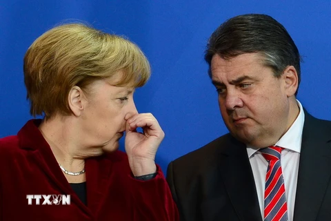 Thủ tướng Đức Angela Merkel và Phó Thủ tướng kiêm Bộ trưởng Năng lượng-Kinh tế Sigmar Gabriel. (Nguồn: AFP/TTXVN)