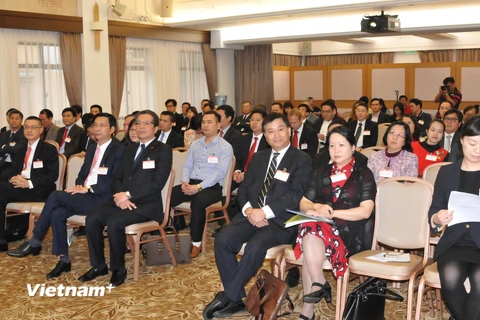 Đông đảo các nhà đầu tư và đại diện công ty thương mại Hong Kong tham dự tọa đàm. (Ảnh: Tuấn Nam Anh/Vietnam+)
