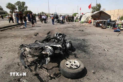 Hiện trường vụ đánh bom ở Saidiya ngày 2/5. (Nguồn: AFP/TTXVN)