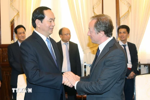 Chủ tịch nước Trần Đại Quang tiếp Đại sứ, Trưởng phái đoàn EU tại Việt Nam, ông Bruno Angelet. (Ảnh: Nhan Sáng/TTXVN)