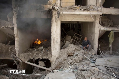 Cảnh đổ nát do xung đột tại Aleppo, Syria ngày 8/6. (Nguồn: AFP/TTXVN)