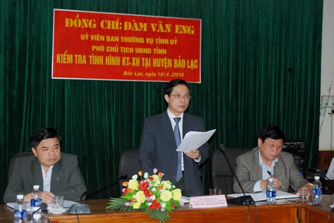 Ông Đàm Văn Eng trong một buổi làm việc với huyện Bảo Lạc khi là Phó Chủ tịch UBND tỉnh Cao Bằng. (Nguồn: caobang.gov.vn)