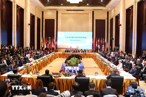 Toàn cảnh Hội nghị Bộ trưởng Ngoại giao Đông Á (EAS) lần thứ 6. (Ảnh: Phạm Kiên/TTXVN)
