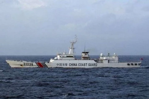 Tàu cảnh sát biển Trung Quốc xâm phạm lãnh hải Nhật Bản hồi tháng 4 (Nguồn: AFP)