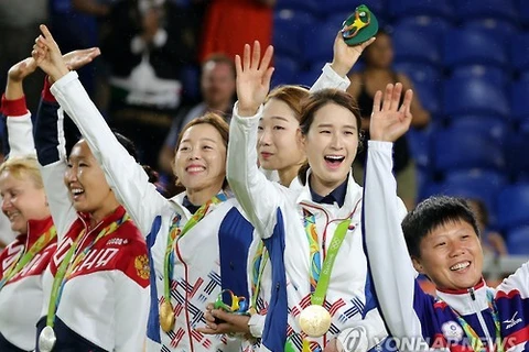 Niềm vui chiến thắng của các nữ cung thủ Hàn Quốc. (Nguồn: kbs.co.kr)