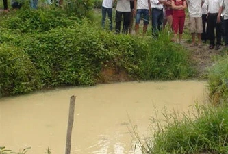 Đắk Lắk: Rơi xuống hố trữ nước tưới càphê, 3 học sinh tử vong