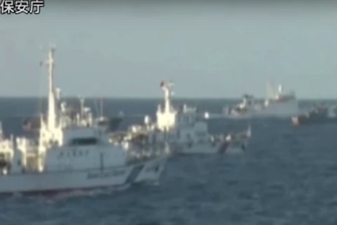 Hình ảnh tàu Trung Quốc cắt từ video của Nhật Bản