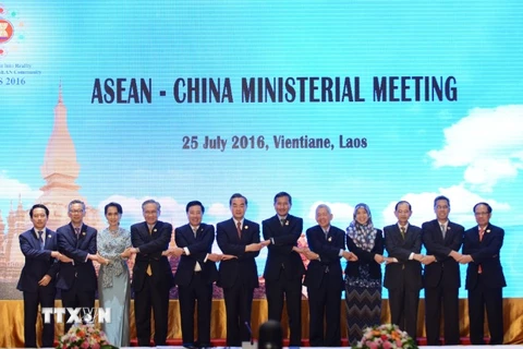 Ngoại trưởng các nước ASEAN tại Hội nghị Ngoại trưởng ASEAN-Trung Quốc ở Vientiane ngày 25/7. Ảnh minh họa. (Nguồn: THX/ TTXVN)