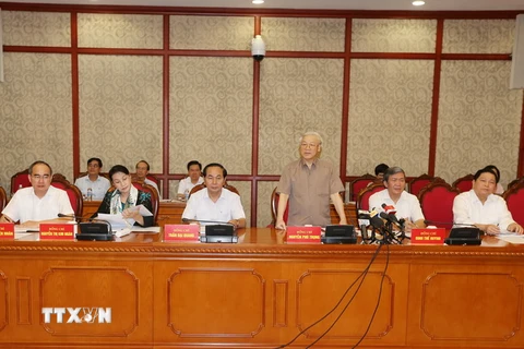Tổng Bí thư Nguyễn Phú Trọng phát biểu tại buổi họp. (Ảnh : Trí Dũng/TTXVN)